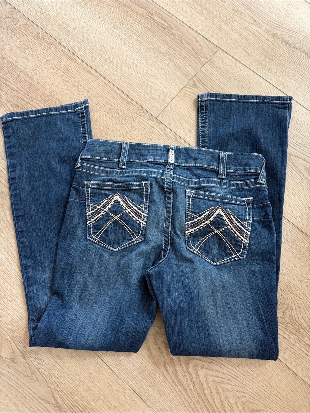 Ariat Boot Cut Jeans with Embroidered Back Pockets 32” inseam